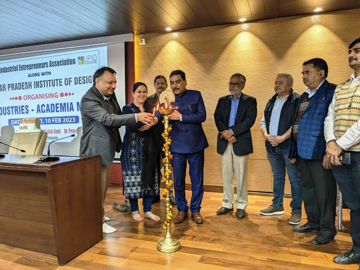 वन डिस्ट्रिक्ट व प्रॉडक्ट को मजूबत करने के लिए यूपीआईडी में एकजुट हुए उद्यमी